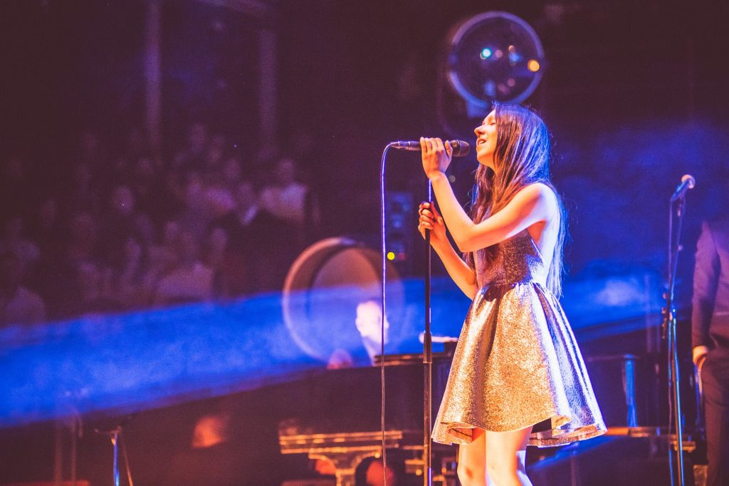 How singer Natalie Holmes rediscovered her voice after muscle tension dysphonia Royal Albert Hall Above Beyond Acoustic Tour 1 1024x682