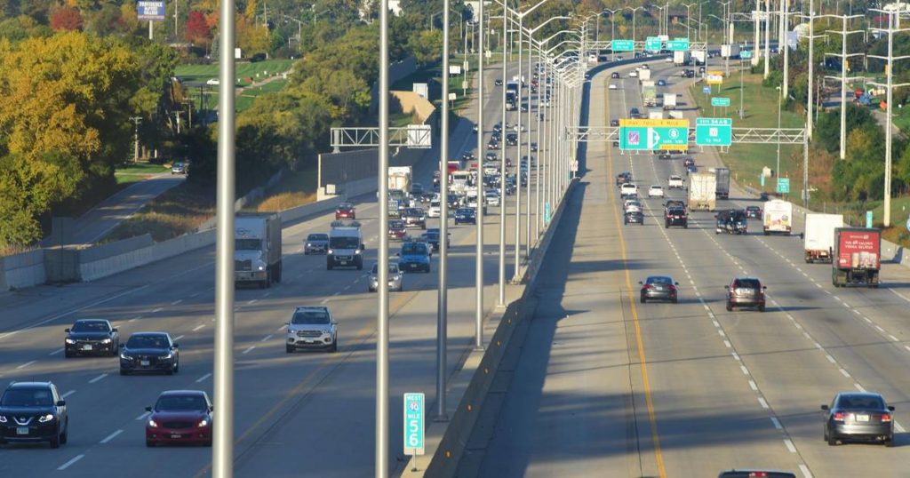 Highway camera expansion awaits Pritzker’s signature AR 220429415.jpgupdated202204261705imageversionFacebookexactH630exactW1200exactfitcropnoborder 1024x538