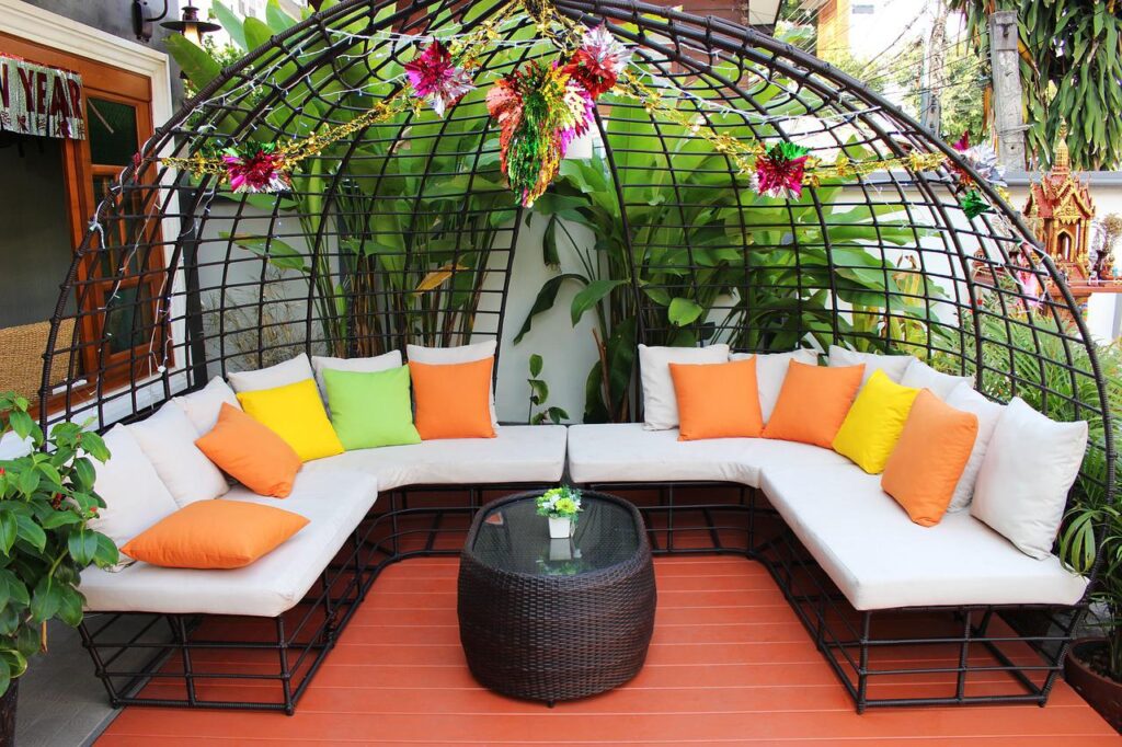 Seating Gfb9d7dae7 1280 1024x682