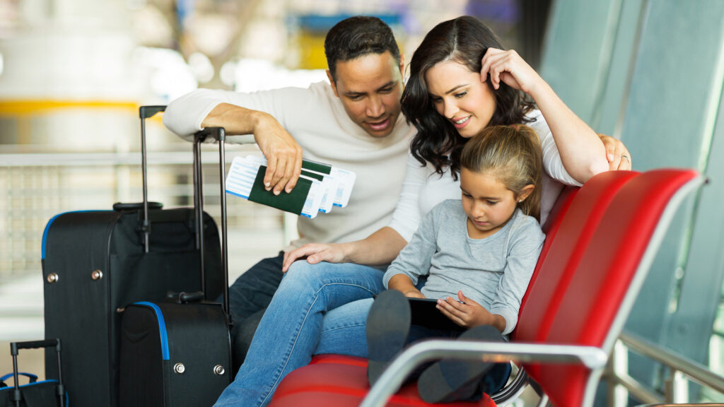 0 Main Family Airport Michaeljung Shutterstock 208779943 1 1024x576