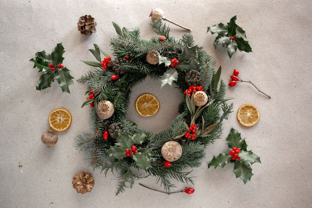 Make your own festive wreath with these seven easy steps Pexels Milada Vigerova 6073048
