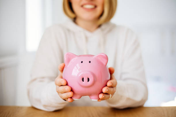 ARE YOU IN NEED OF QUICK CASH? LEARN HOW TO GET PAYDAY LOANS FAST IN THE UK LOANS