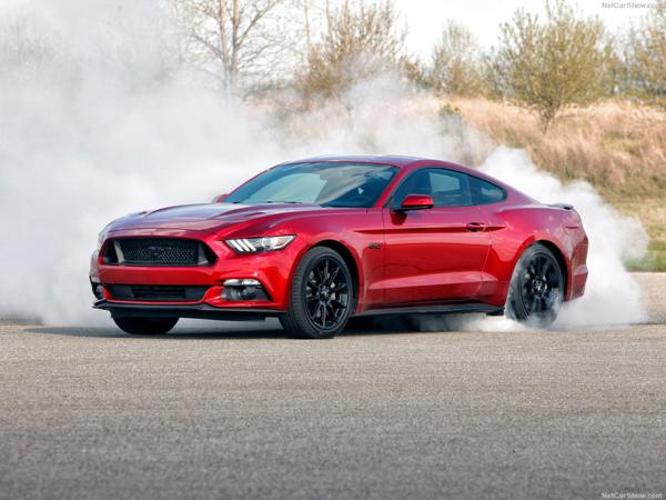 Let’s Understand Why It Is Necessary To Change The Car Engine Oil? s